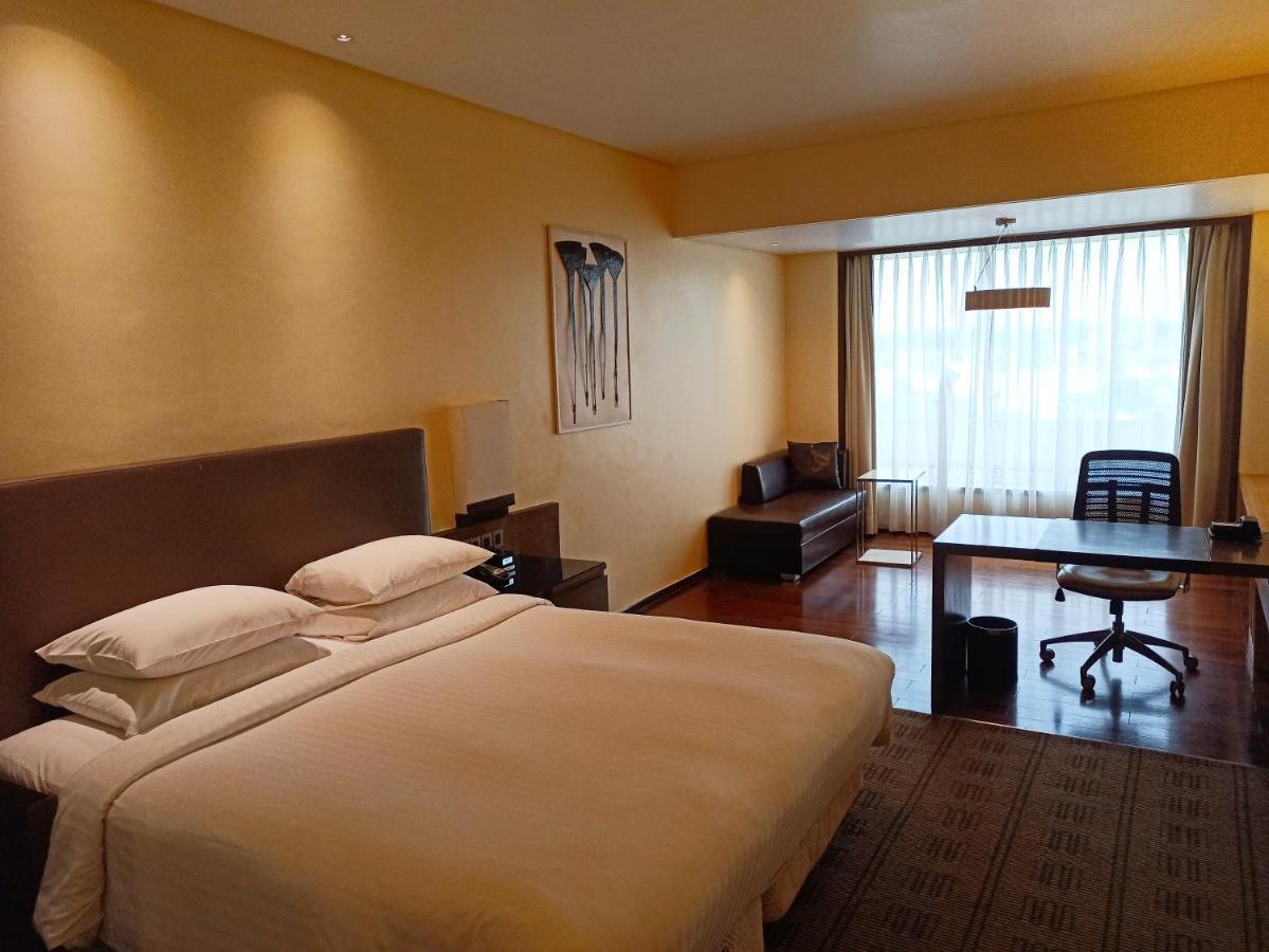 Courtyard By Marriott Bilaspur Exterior photo