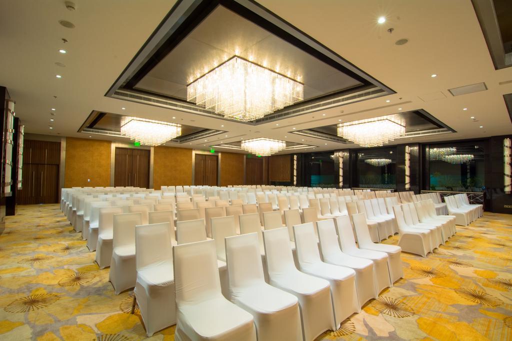Courtyard By Marriott Bilaspur Exterior photo