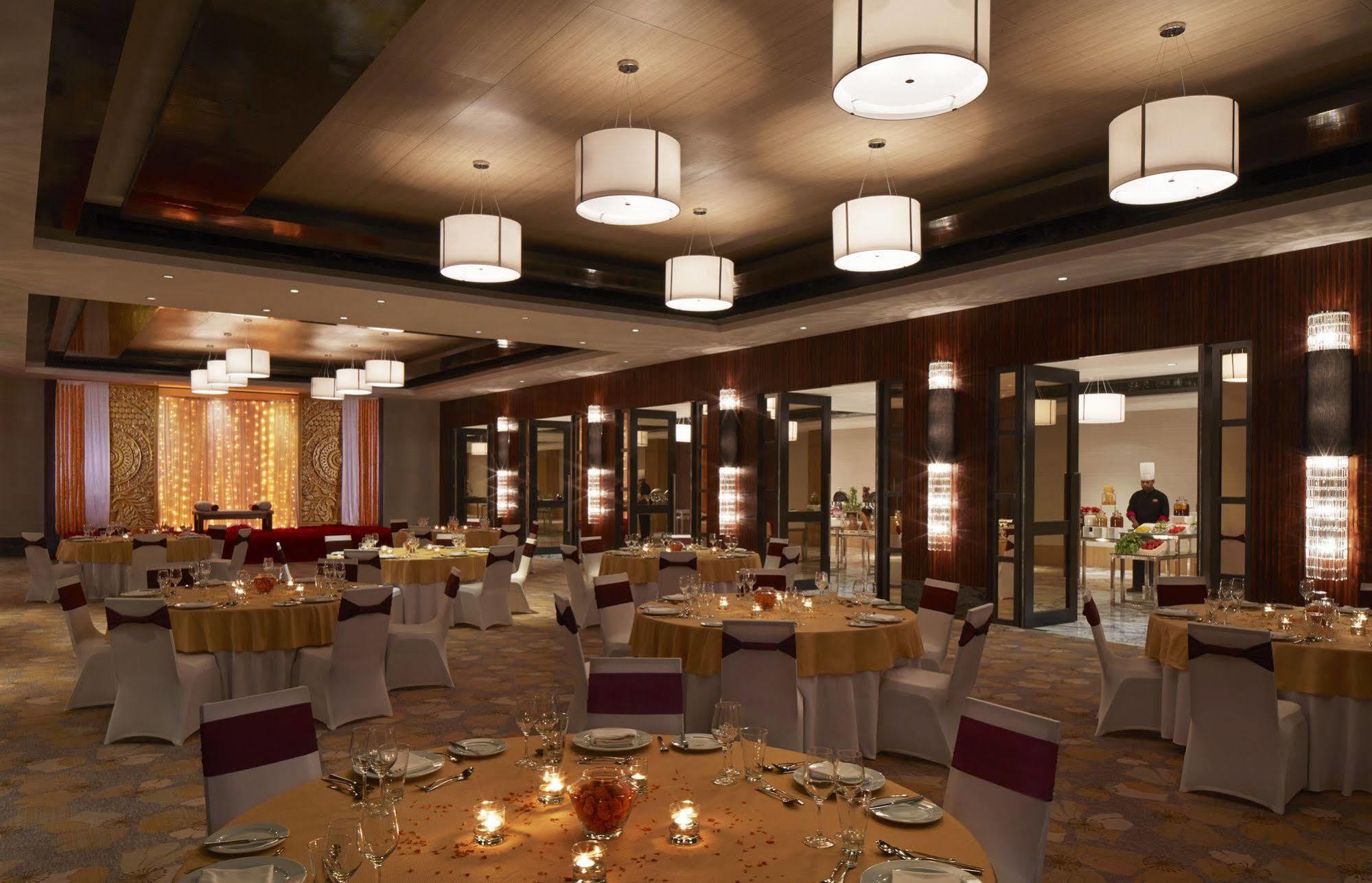 Courtyard By Marriott Bilaspur Exterior photo